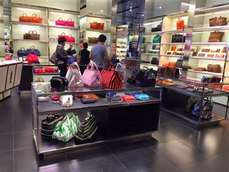 prada outlet florence review|prada factory outlet florence.